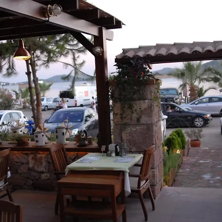 Guest house Aliye Hanim Ayvalik