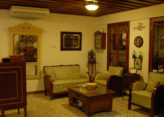 Guest house Aliye Hanim 4*